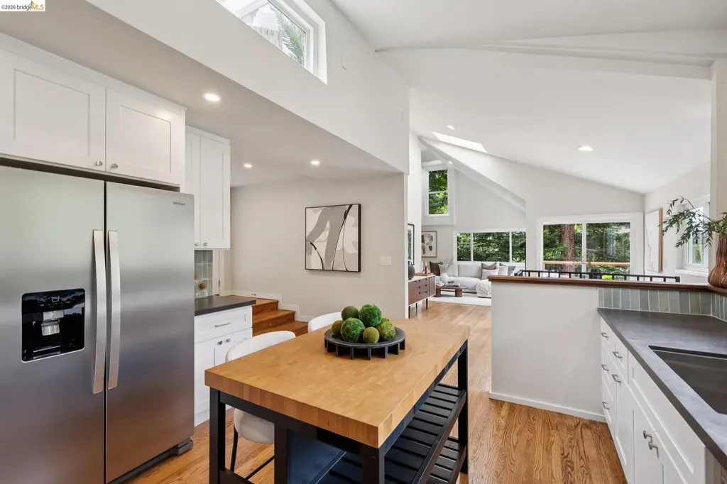 1053 Rispin Drive Berkeley CA 94705
