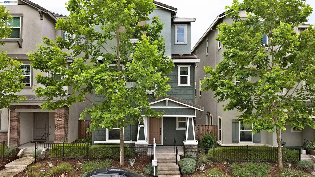 24221 2nd Street Hayward CA 94541