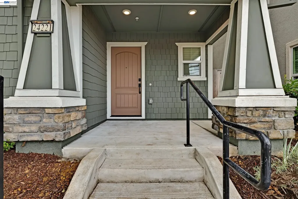 24221 2nd Street Hayward CA 94541