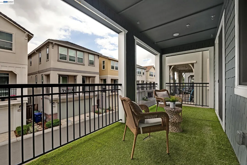 24221 2nd Street Hayward CA 94541