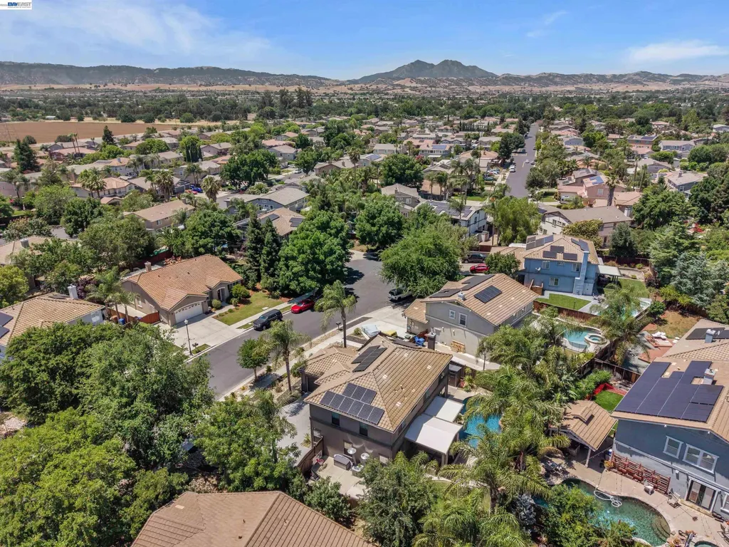 609 Coconut Court Brentwood CA 94513