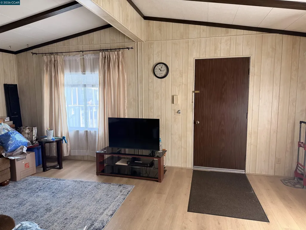 73 Donald Lane Concord CA 94518