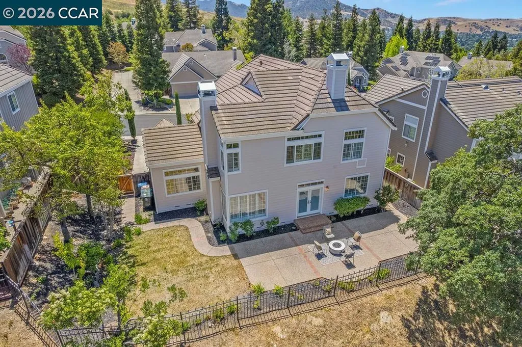 3051 Miwok Way Clayton CA 94517