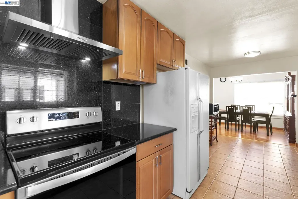 7995 Peachtree Avenue Newark CA 94560
