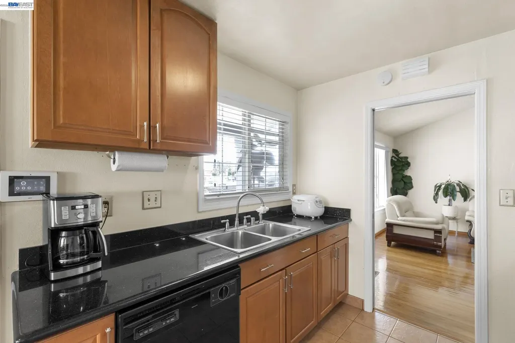 7995 Peachtree Avenue Newark CA 94560