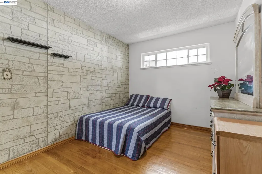 7995 Peachtree Avenue Newark CA 94560