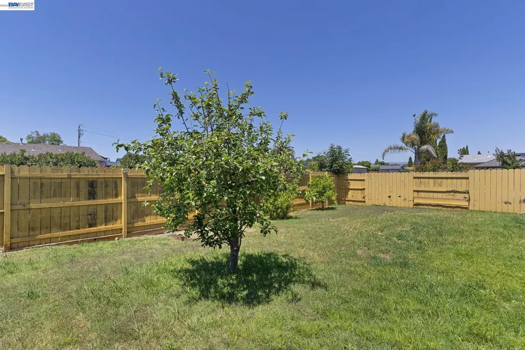 7995 Peachtree Avenue Newark CA 94560