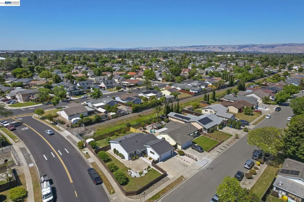 7995 Peachtree Avenue Newark CA 94560