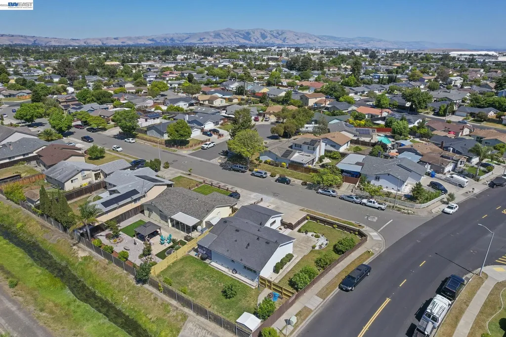 7995 Peachtree Avenue Newark CA 94560
