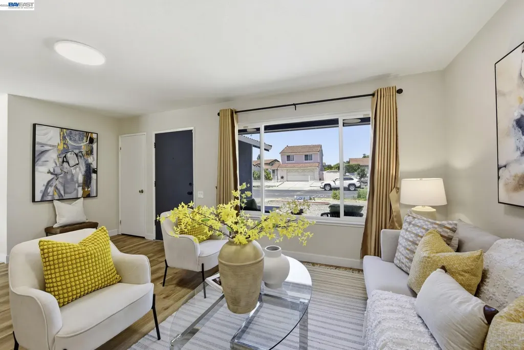 1118 Lovelock Way Hayward CA 94544