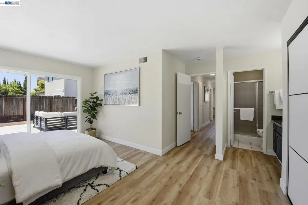 1118 Lovelock Way Hayward CA 94544