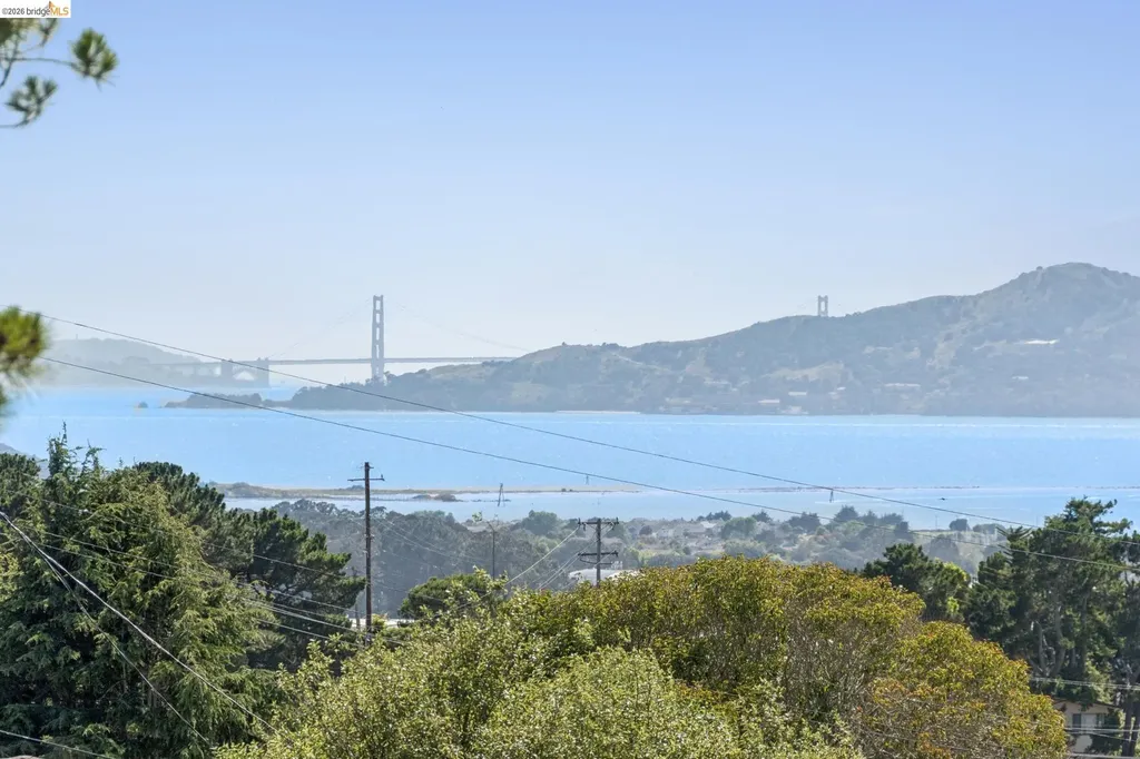 2325 Carquinez Avenue El Cerrito CA 94530