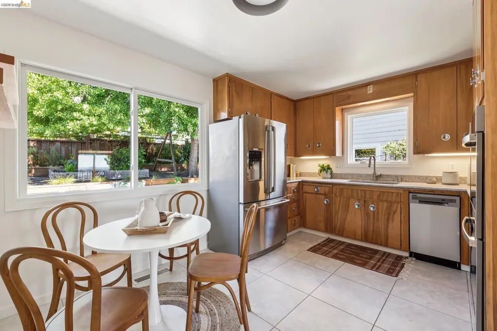 2325 Carquinez Avenue El Cerrito CA 94530