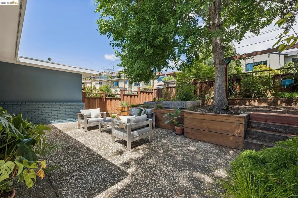 2325 Carquinez Avenue El Cerrito CA 94530