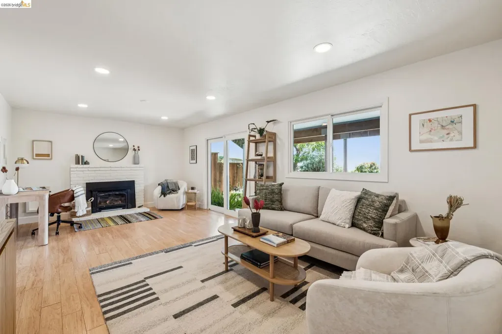 2325 Carquinez Avenue El Cerrito CA 94530