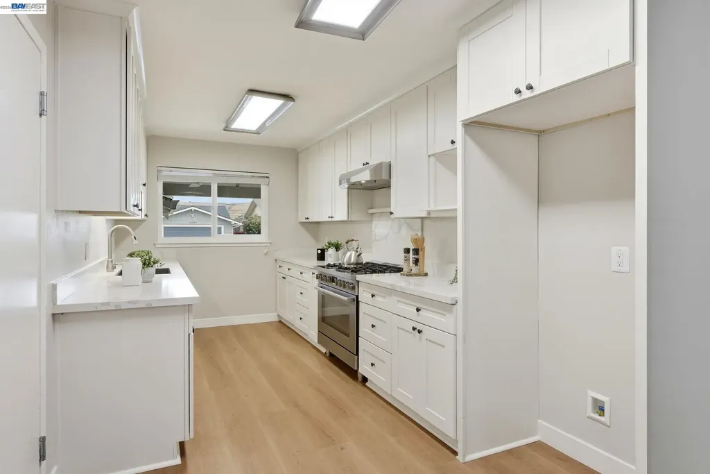 2004 Mento Drive Fremont CA 94539