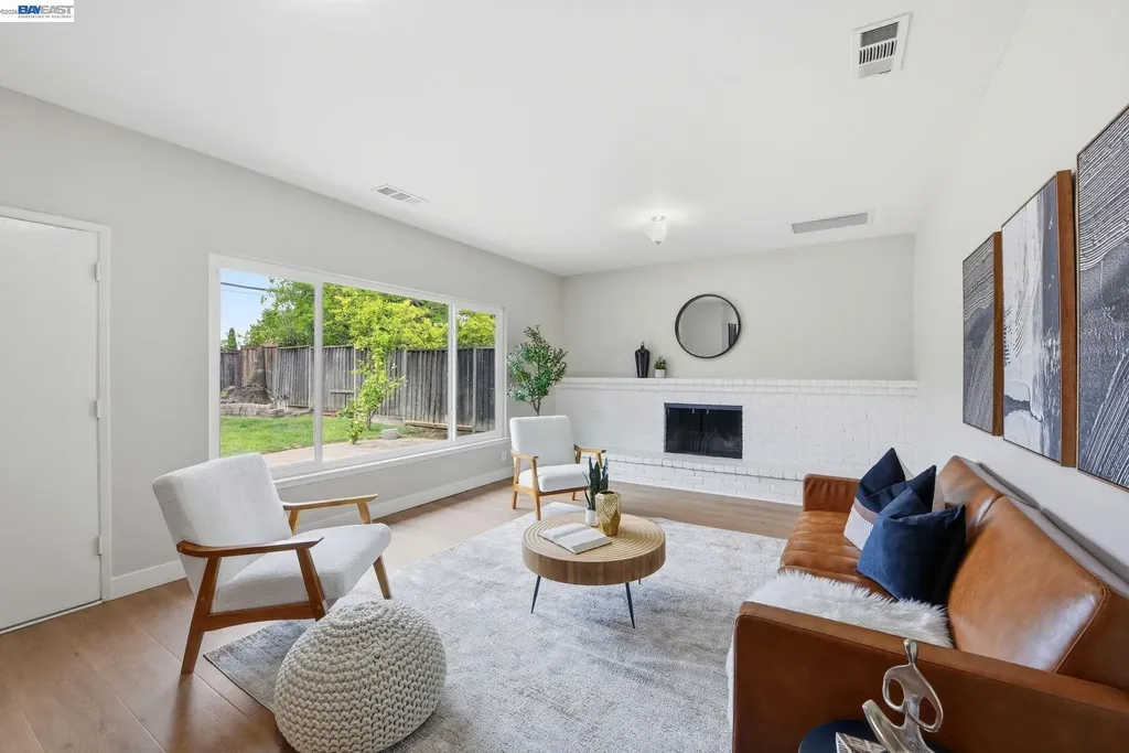 2004 Mento Drive Fremont CA 94539