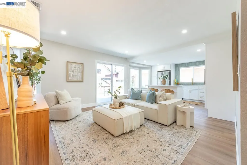 32767 Hilmar Street Union City CA 94587
