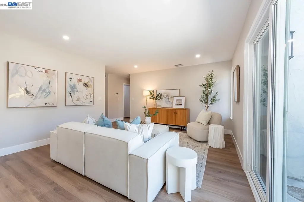 32767 Hilmar Street Union City CA 94587