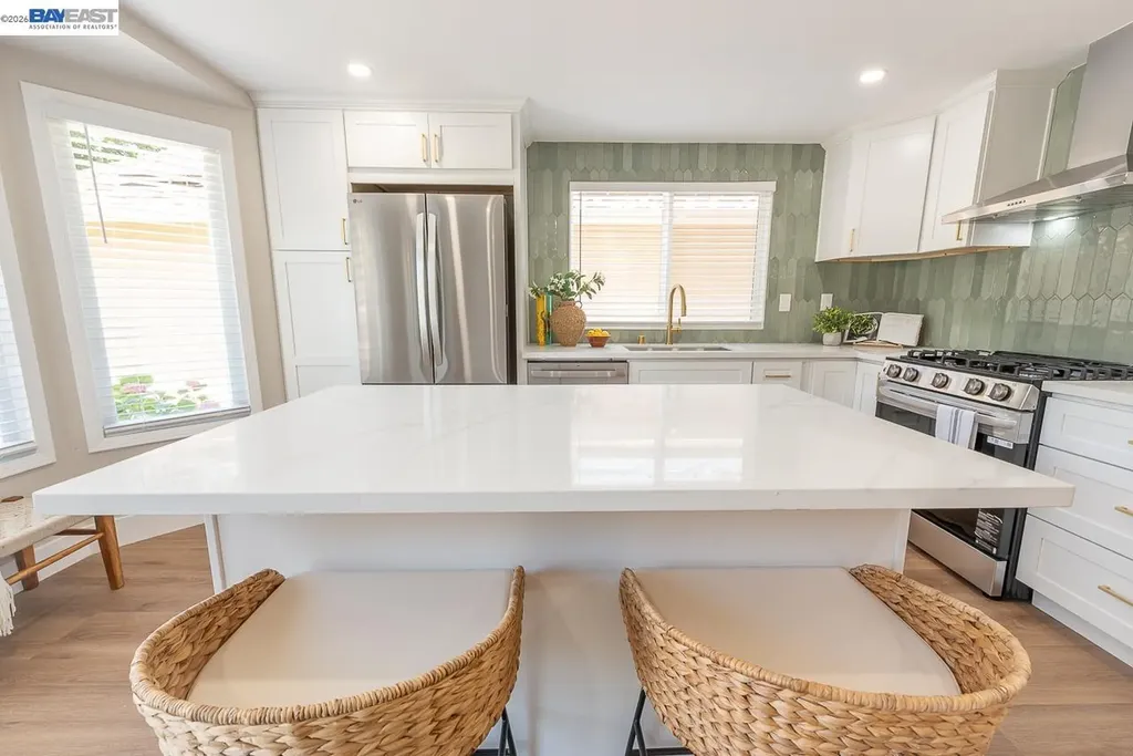 32767 Hilmar Street Union City CA 94587