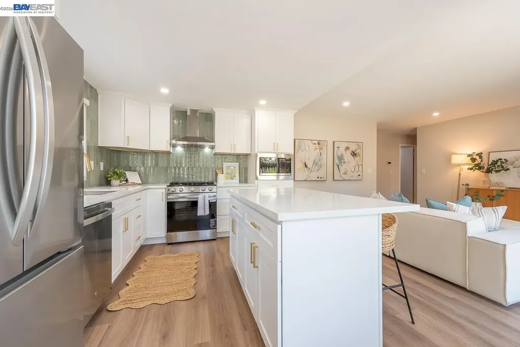 32767 Hilmar Street Union City CA 94587