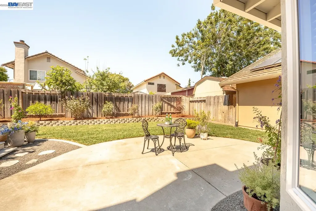 32767 Hilmar Street Union City CA 94587