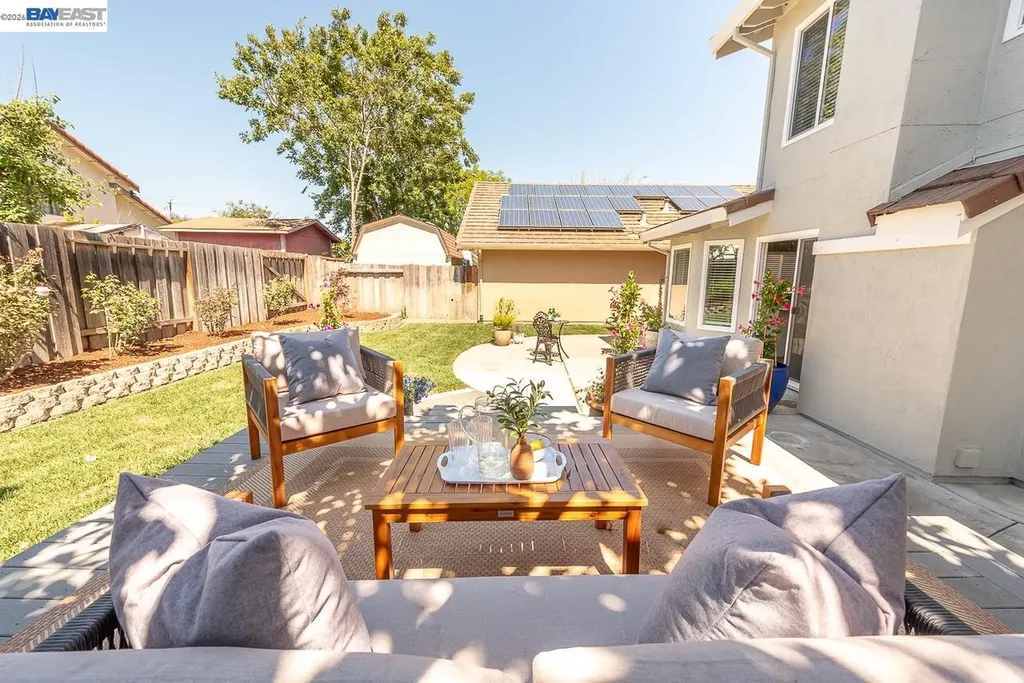 32767 Hilmar Street Union City CA 94587