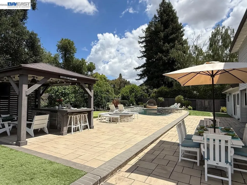 16 Leeds Court Danville CA 94526