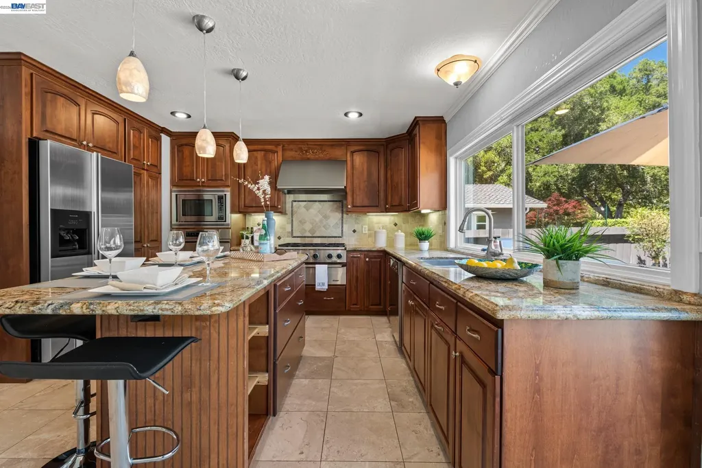 16 Leeds Court Danville CA 94526