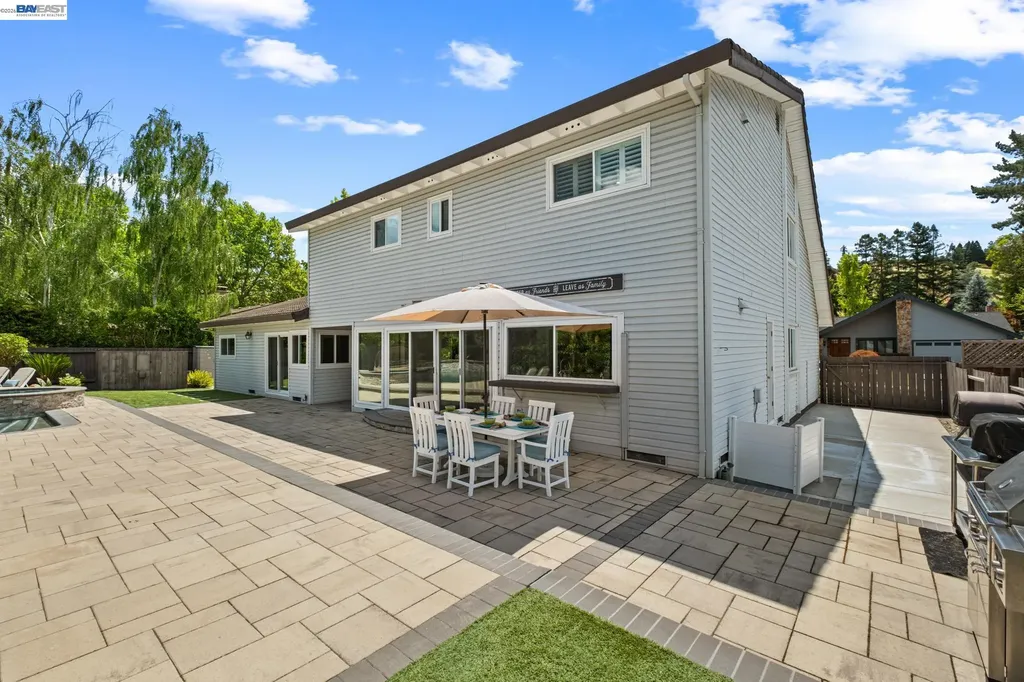 16 Leeds Court Danville CA 94526