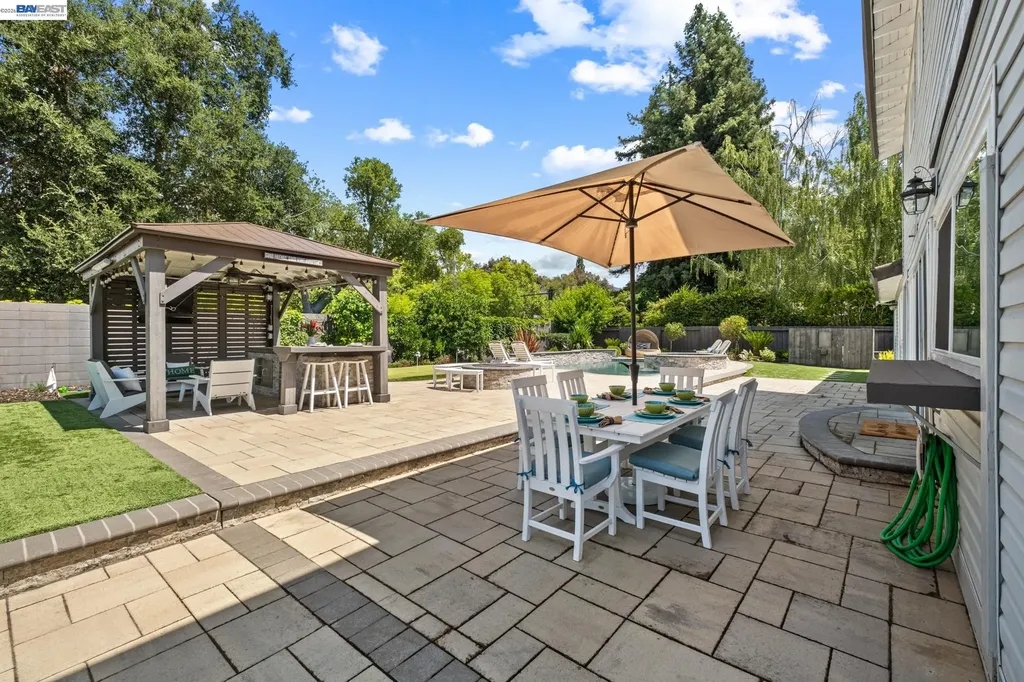 16 Leeds Court Danville CA 94526