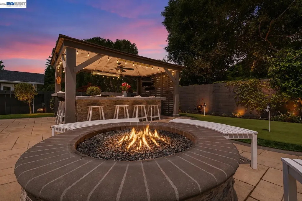 16 Leeds Court Danville CA 94526
