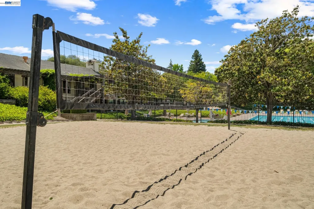 16 Leeds Court Danville CA 94526