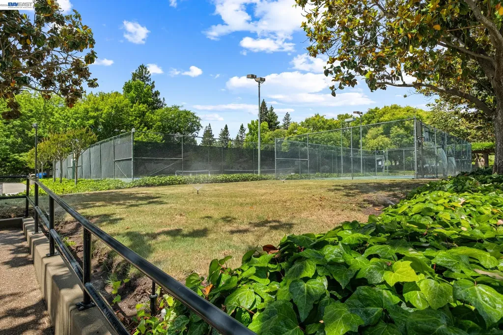 16 Leeds Court Danville CA 94526
