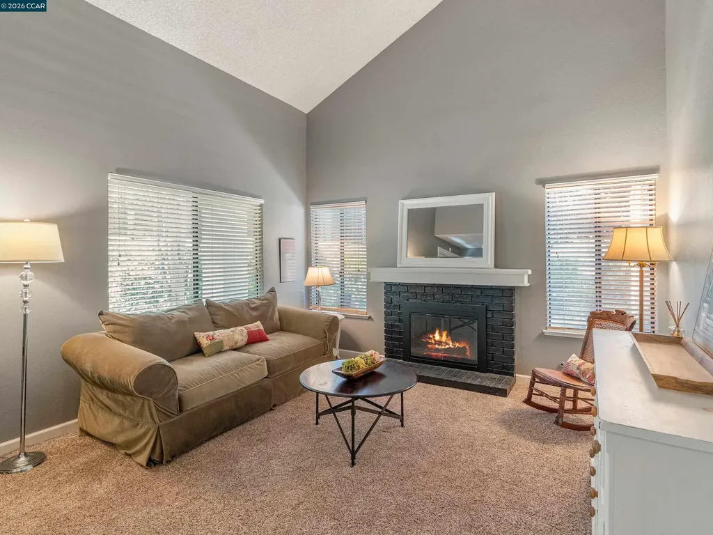 222 Jenay Court Martinez CA 94553