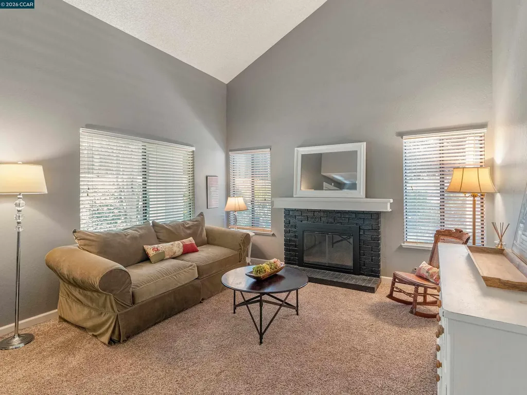 222 Jenay Court Martinez CA 94553