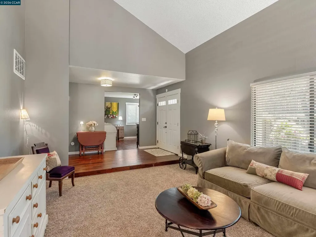 222 Jenay Court Martinez CA 94553