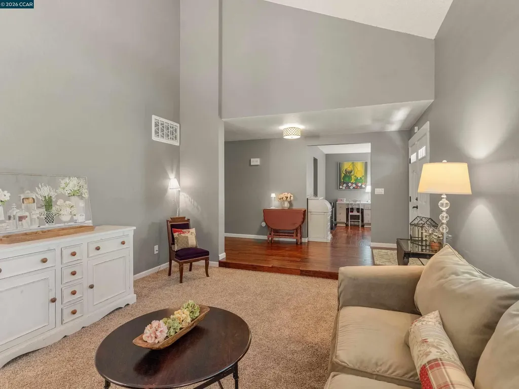 222 Jenay Court Martinez CA 94553