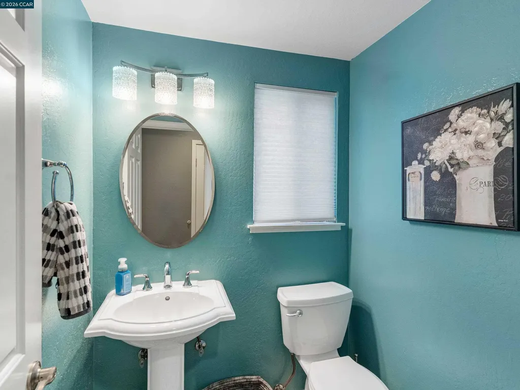 222 Jenay Court Martinez CA 94553