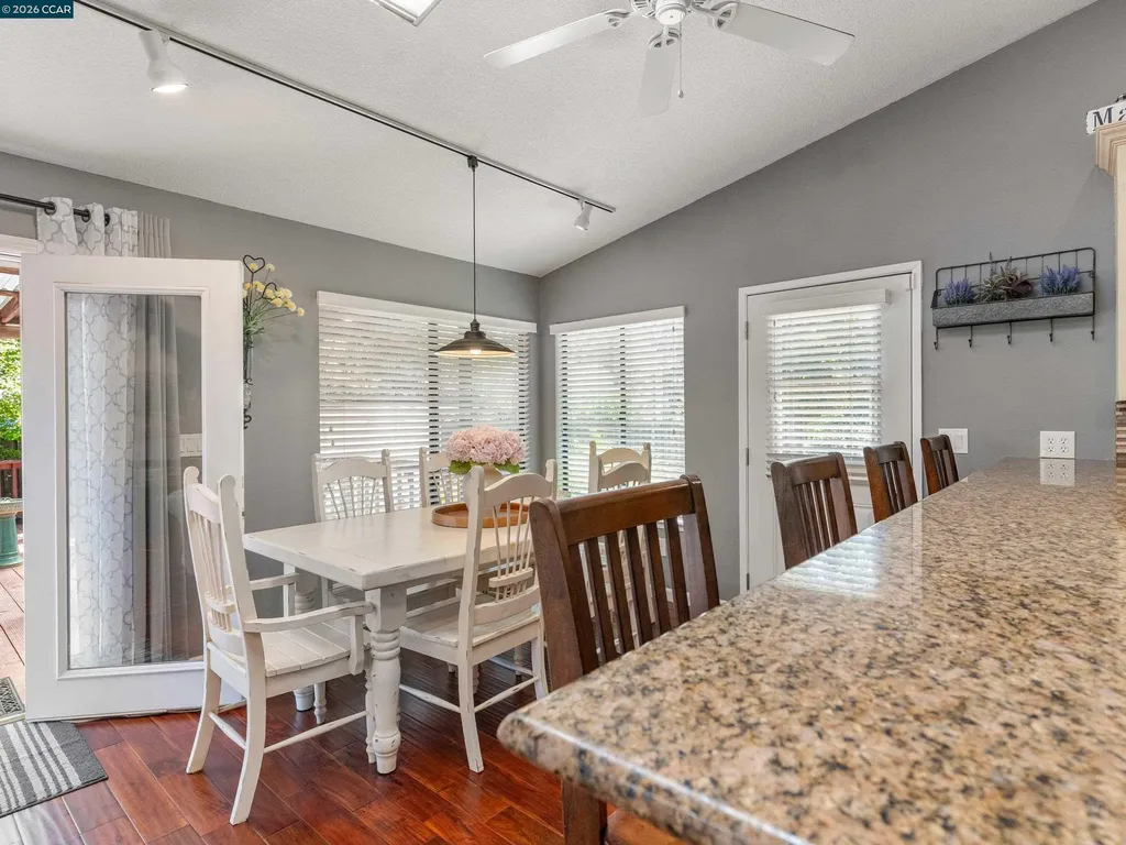 222 Jenay Court Martinez CA 94553
