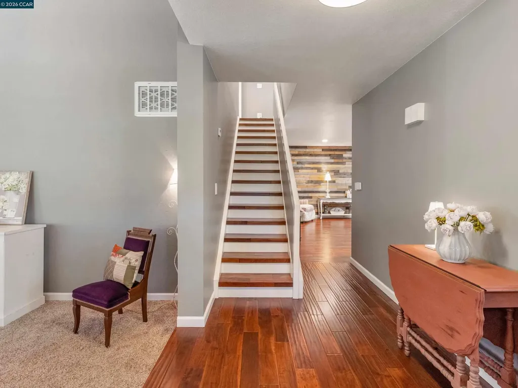 222 Jenay Court Martinez CA 94553