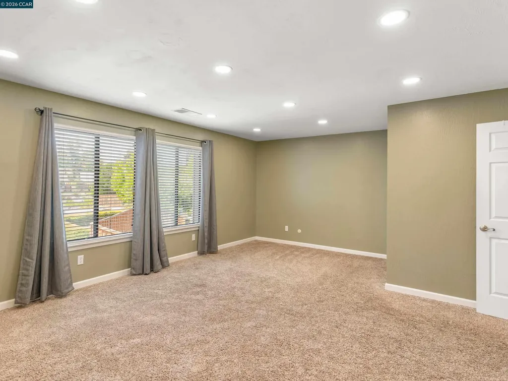 222 Jenay Court Martinez CA 94553