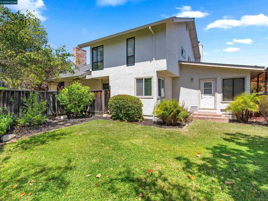 222 Jenay Court Martinez CA 94553