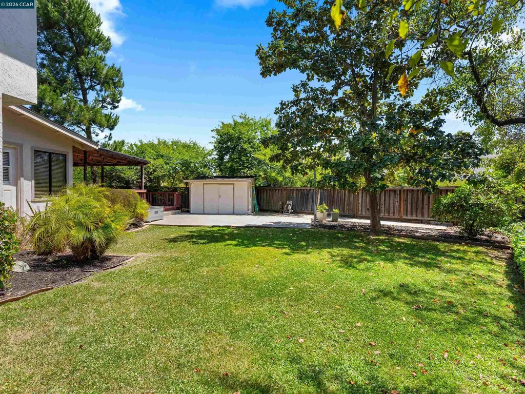 222 Jenay Court Martinez CA 94553