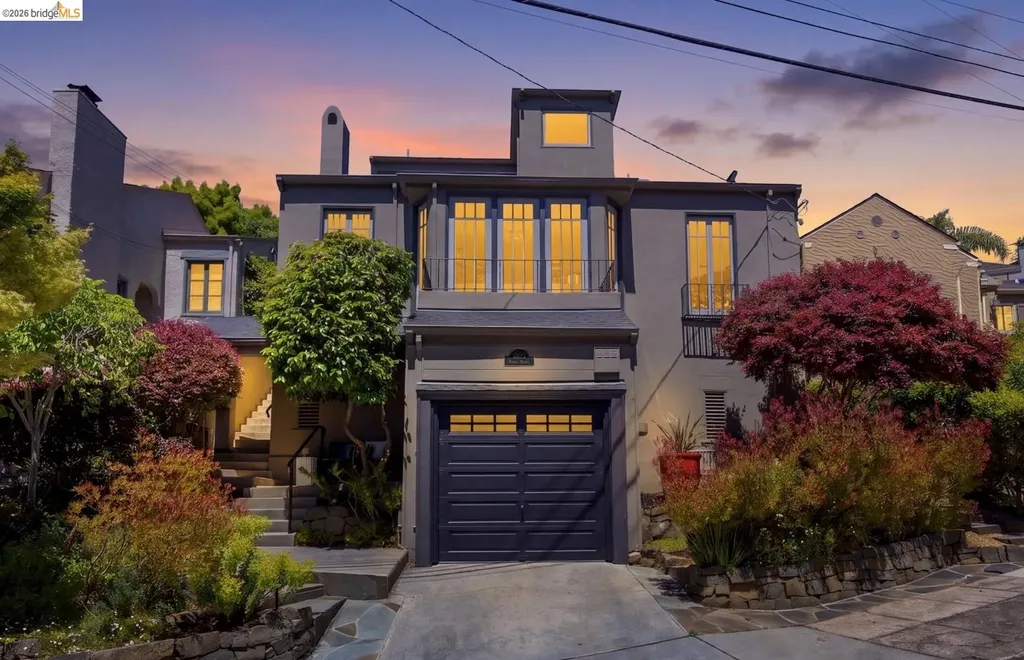 1005 Portal Avenue Oakland CA 94610