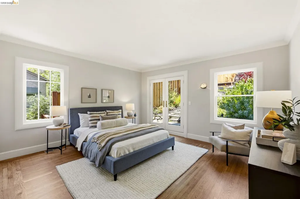 1005 Portal Avenue Oakland CA 94610
