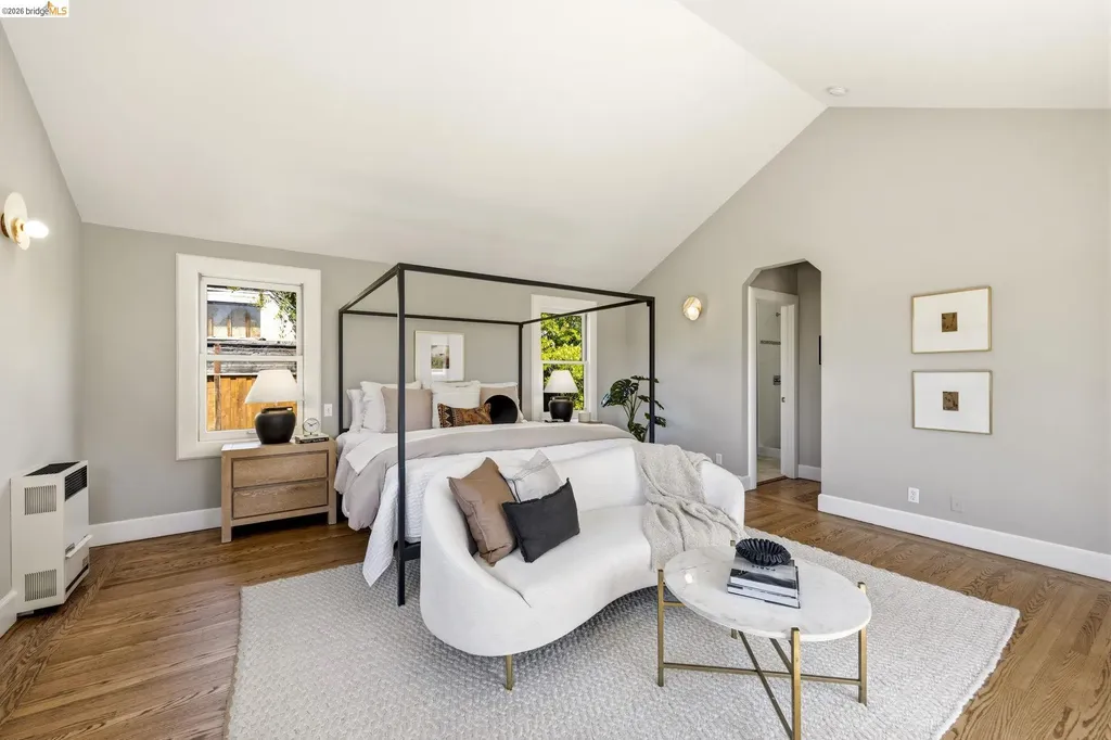 1005 Portal Avenue Oakland CA 94610
