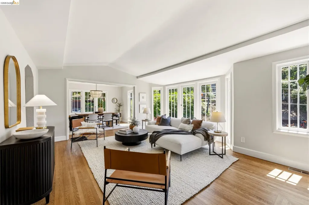 1005 Portal Avenue Oakland CA 94610