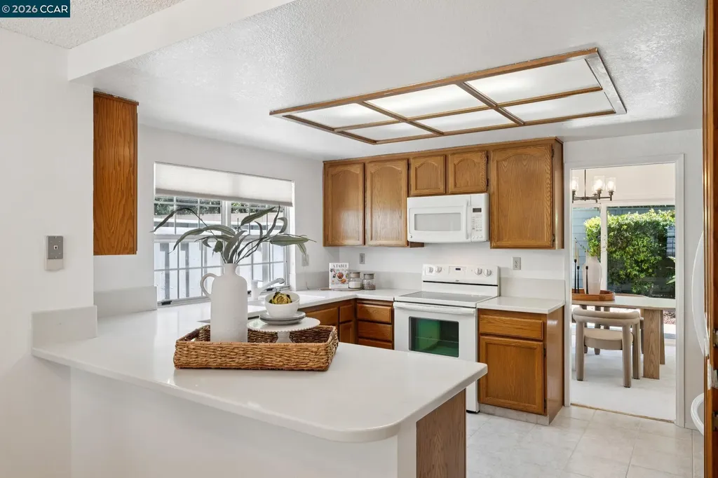 1875 Stratton Circle Walnut Creek CA 94598