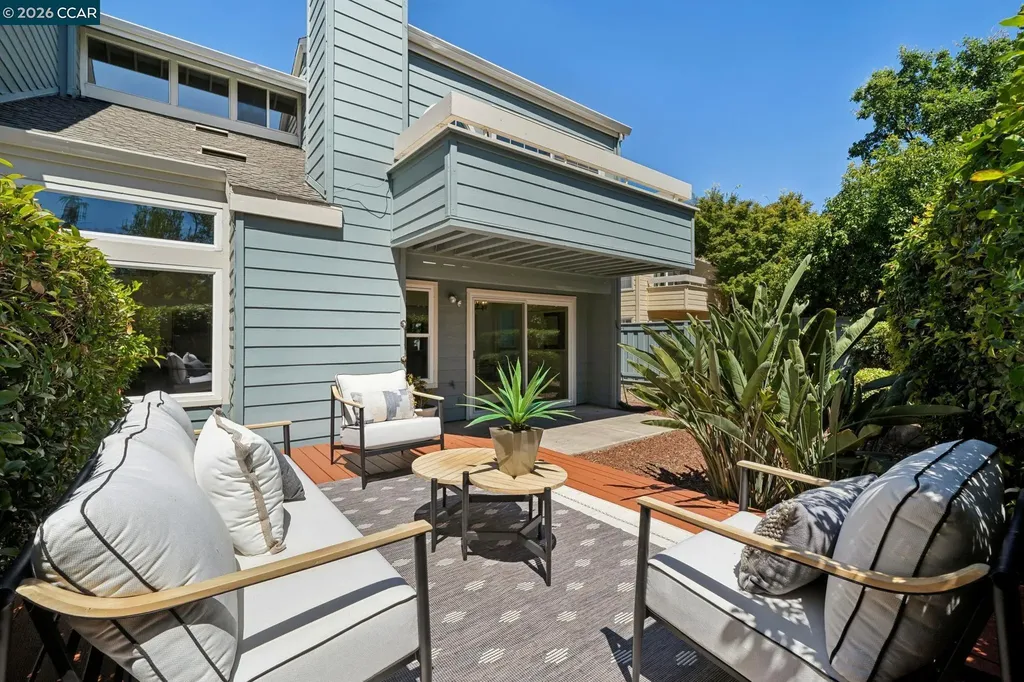 1875 Stratton Circle Walnut Creek CA 94598